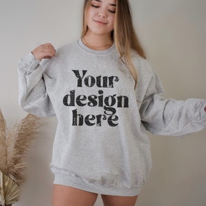 Gildan 18000 Mock Up, Ash Gildan 18000 Mockups, Sweatshirt Mock Up, Model Mockup, Mockups Sweatshirts, Ash Sweatshirt Mockup, 18000 Crewneck