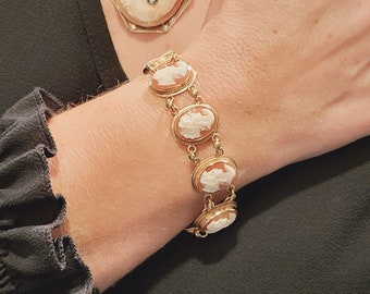 Timeless Beauty Unveiled: 14K Yellow Gold Shell Cameo Bracelet - A Vintage Masterpiece