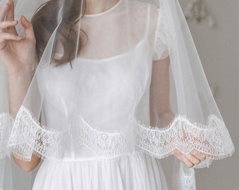 Wedding veil fingertip, Ready to ship, Lace edged veil, Veil Lace, Bridal Veil, wedding veil blusher - Madison