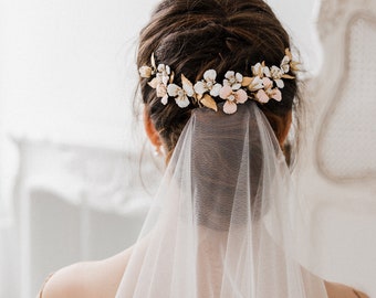 Bridal headpiece Flower hair accessory Flower hair clip Wedding Headpiece with veil Floral hair comb Floral headpiece- Bella