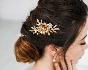 Flower Hair Comb, Wedding Headpiece, Bridal Hair Comb, Floral Hair Piece, Wedding Hair Accessory, Gold Comb- SANDY