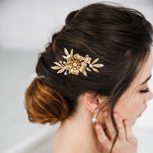 Bride Hair Comb gold, Wedding Headpiece, Bridal Hair Comb, Floral Hair Piece, Wedding Hair Accessory, Gold Comb- SANDY