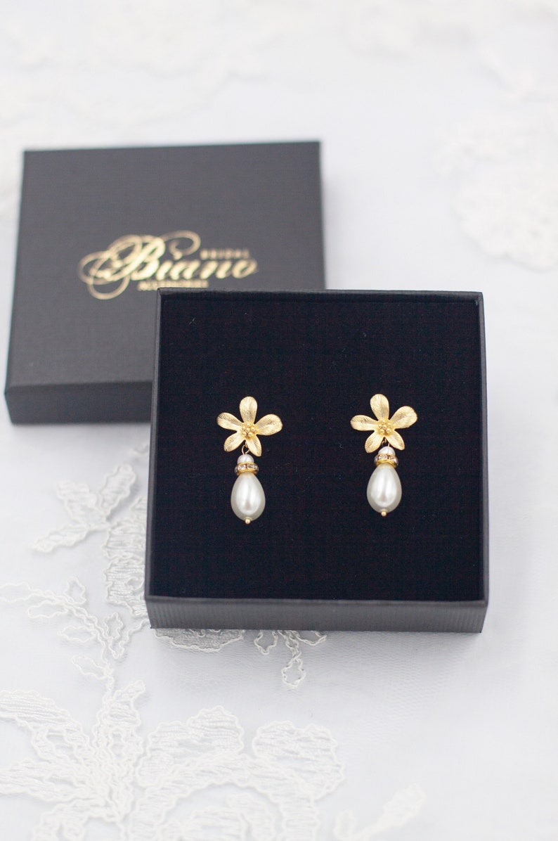 Drop pearl earrings Pearl wedding earrings Gold earrings Gift for her Wedding jewelry bridesmaid gifts Coco image 1