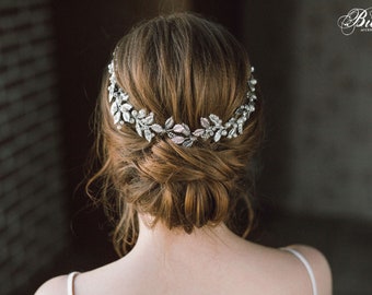 Corona da sposa con alone di foglie d'alloro, tralcio per