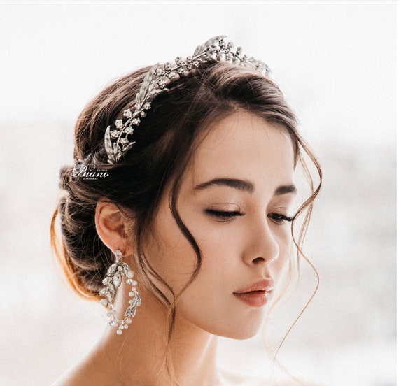 Crystal Leaf Wedding Tiara: Silver & Gold Bridal Headpiece  display picture 3