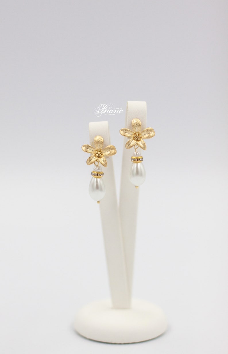 Drop pearl earrings Pearl wedding earrings Gold earrings Gift for her Wedding jewelry bridesmaid gifts Coco image 5