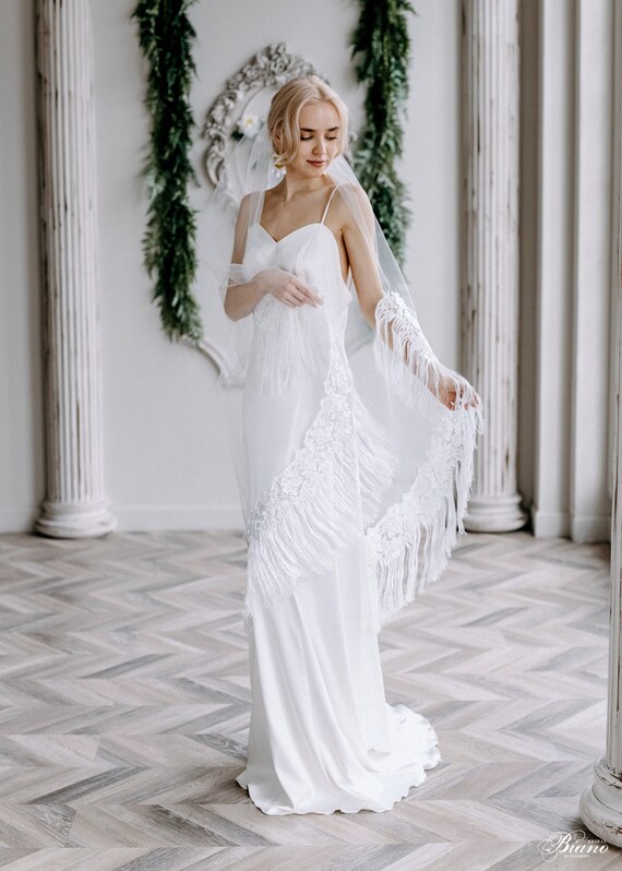 Beautiful bridal veil with fringe detail Lauren-Elaine-Gypsy-Boho-Chic-  main image 4