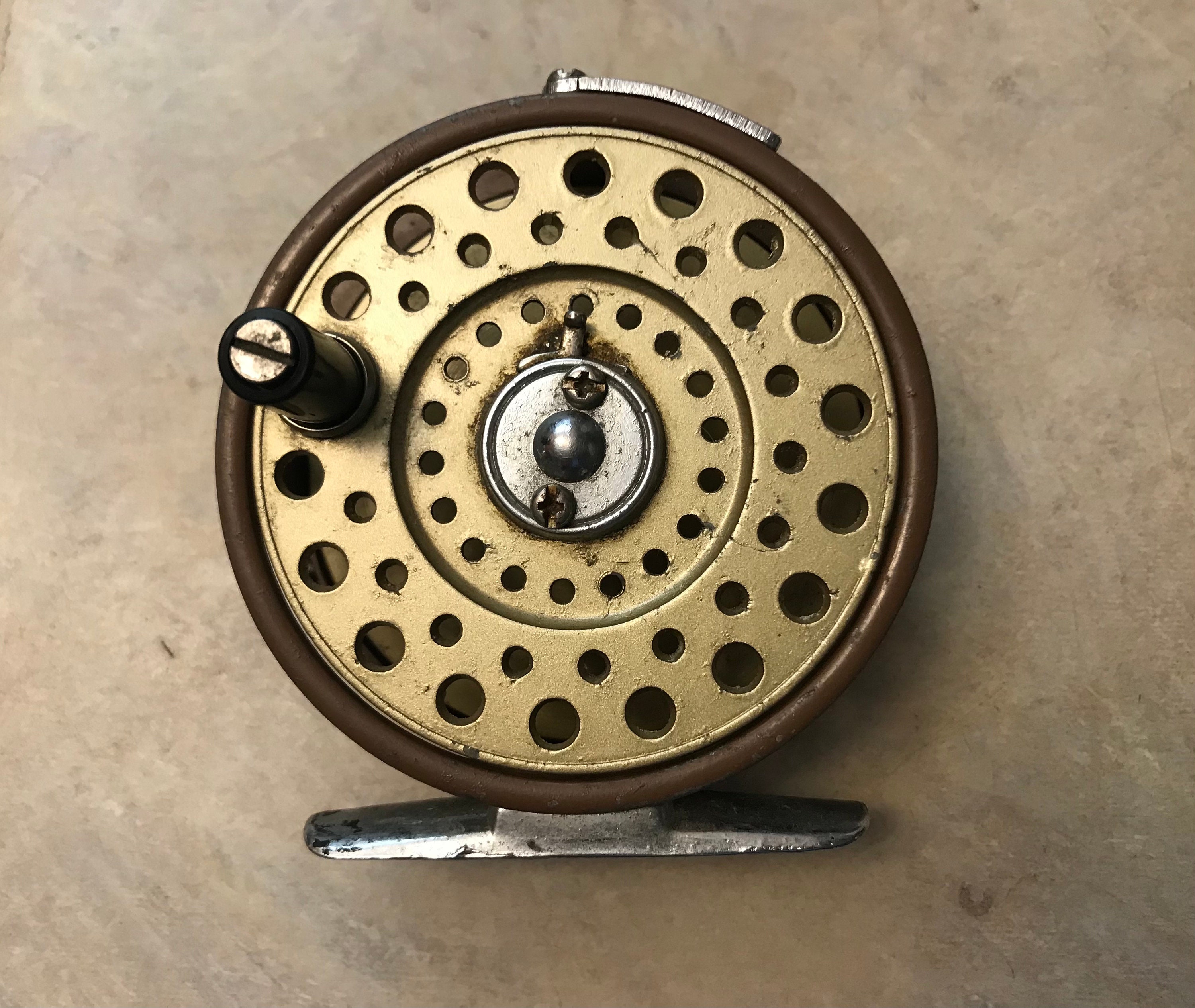 Vintage Eagle Claw EC10 Fly Reel