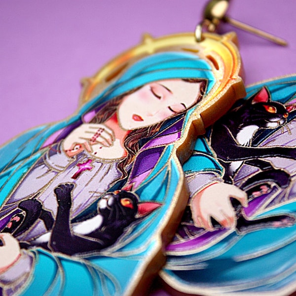 En CATS WE TRUST ++ Pendientes acrílicos dorados llamativos, icono sagrado de María María con gato negro, cruz, rosario, manga, inspirados en el anime.
