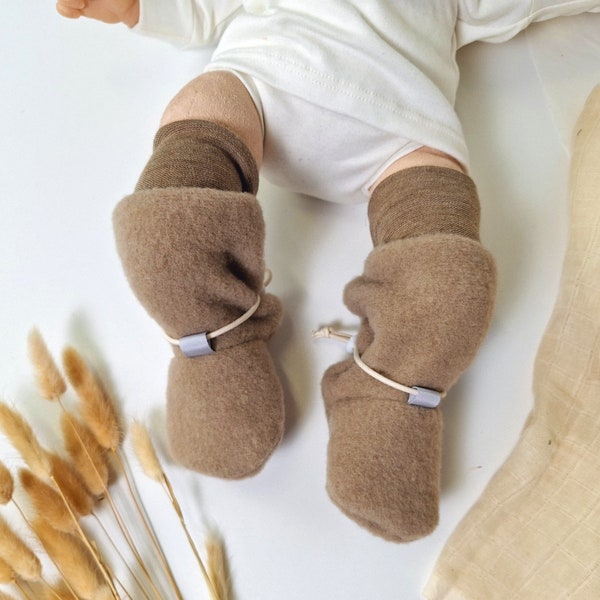 Warm und kuschelig weich: Babystiefel, Tragestiefel aus Merino Wollfleece in beige