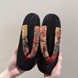 Women Geta Sandals, Japanese Traditional Wooden Shoes, Uchiwa Fan: Women Yukata Accessory Gift Set