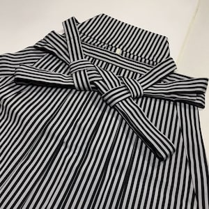 Men&#39;s Black Stripe Hakama, Traditional Men&#39;s Hakama Pants, Men Kimono Pants, Mens Kimono Skirts, Japanese Hakama