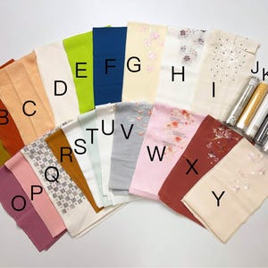 Japanese Floral Han-eri Collar: Kimono Juban Eri, H03