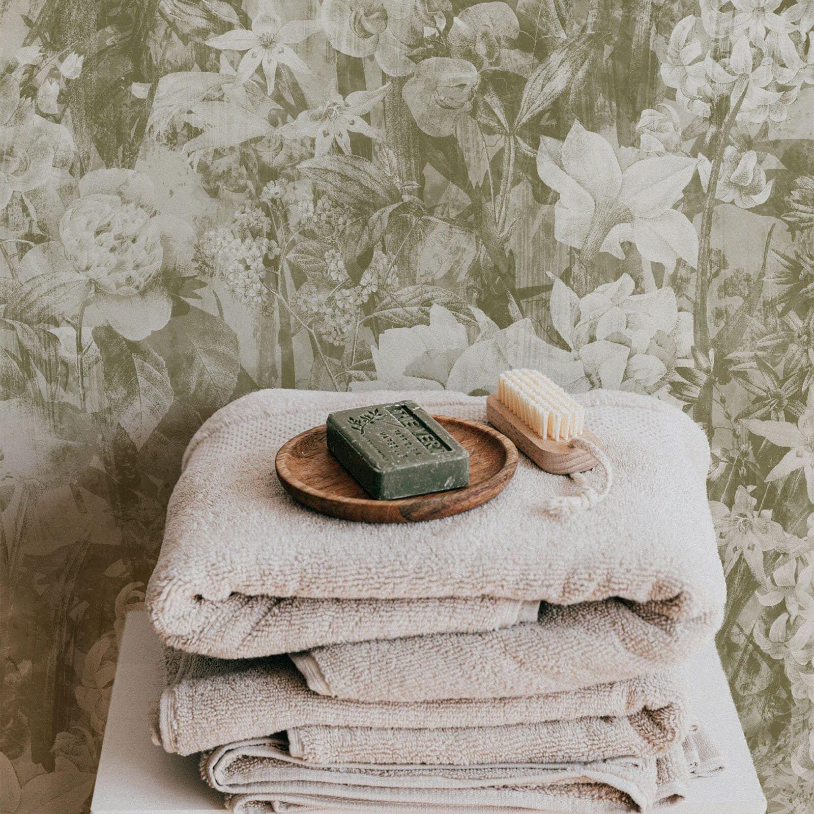 Olive Green Floral Vintage Wallpaper / Peel and Stick / Traditional / Floral / Vintage / Farmhouse / Victorian / Botanical / European