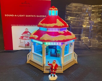 Hallmark Keepsake 2020 Sound A Light Santa's Gazebo Christmas Table Decoration NEW Figurine