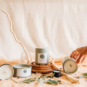 Palo Santo Sage Candle: Coconut Apricot Wax, Wooden Wick
