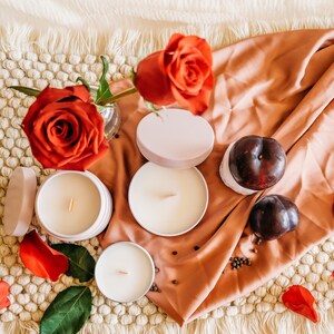 Cremige Schwarze Rose, Verkaufsschlager, Kokosnuss-Apricot-Creme-Wachs, Luxuskerzen, 230 ml, Vegan, Holzdocht, reiner Duft, schick und einzigartig Bild 4