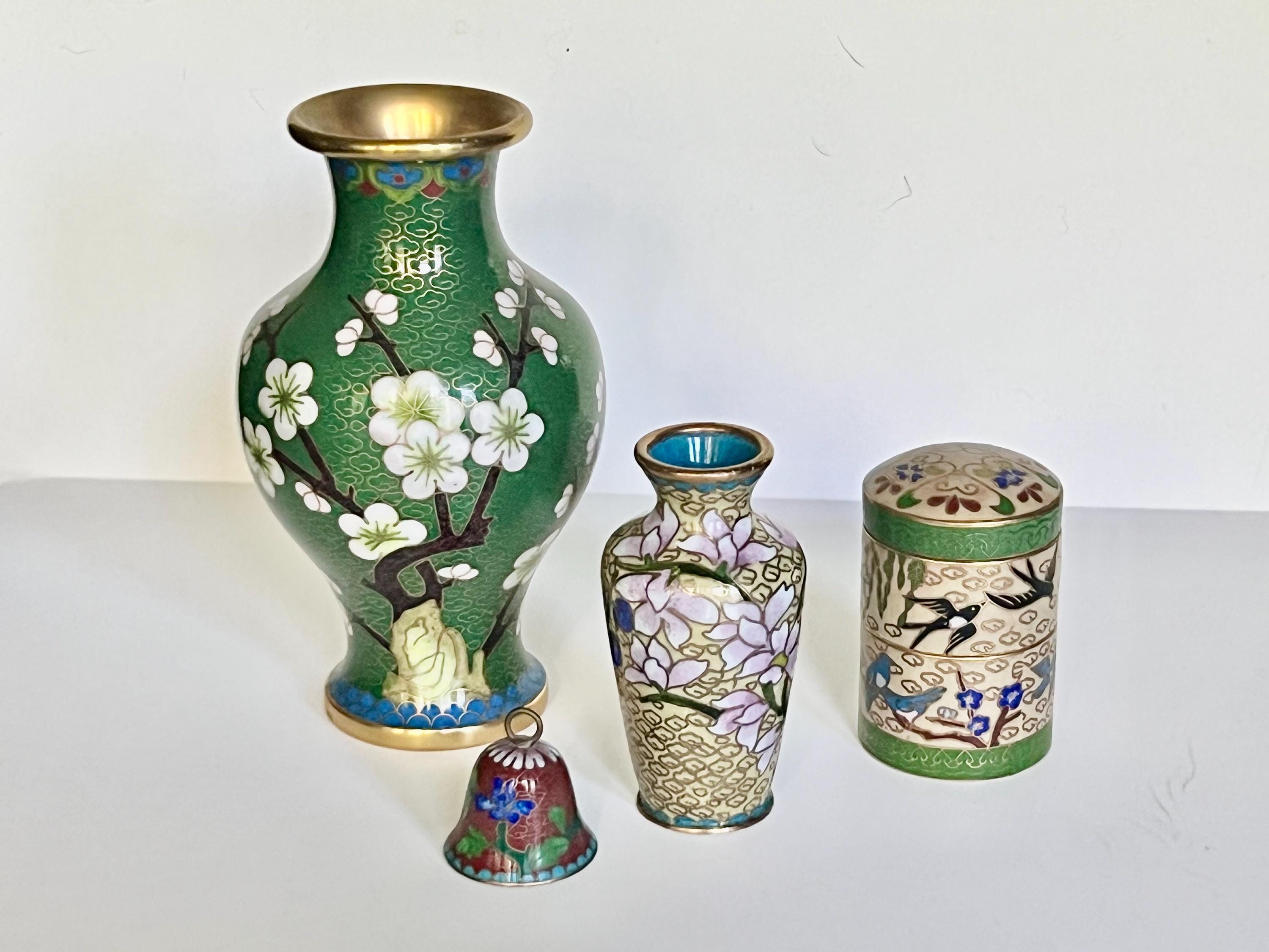 Vase fait main de Colmar motif couple de cigogne avec leur jeune en
