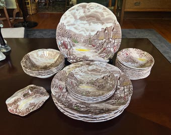 JOHNSON BROS “cotswold” Collectible Side Plates L Ironstone 1970s
