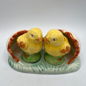 Vintage Japanese Hatching Chicks Salt & Pepper - Etsy