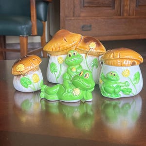 Mushrooms and Frogs Table Set: Condiment Jar, Napkin Holder and Salt & Pepper, Vintage Japan