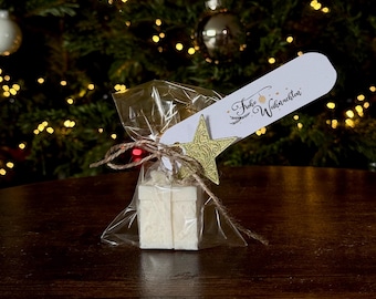 Gastgeschenk Weihnachten Kerze handgemacht • Neujahr Mitgebsel mit Anhänger & Stern • Winter Duftkerze Geschenkidee