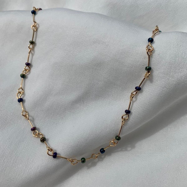Bead necklace