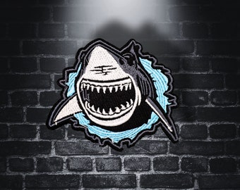 GREAT WHITE SHARK - Iron on Patch - @thepatchalley