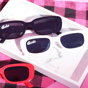 Bridal Party Vintage Y2K Rectangular Sunglasses Bundles / Bride Babe Custom Bachelorette Party Favors / Cute Y2K Bridal Gift Sunnies Bundle