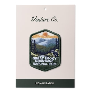 Great Smoky Mountains National Park Iron-On Embroidered Patch | Scenic Souvenir for Outdoor Enthusiasts, Hikers, and National Park Lovers