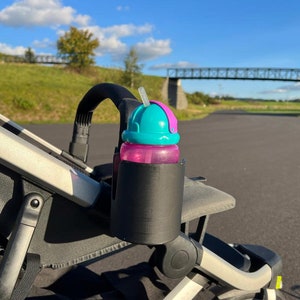 Suporte para bebidas para criança para Thule Urban Glide 2, fixação no corrimão da criança usando o adaptador incluído