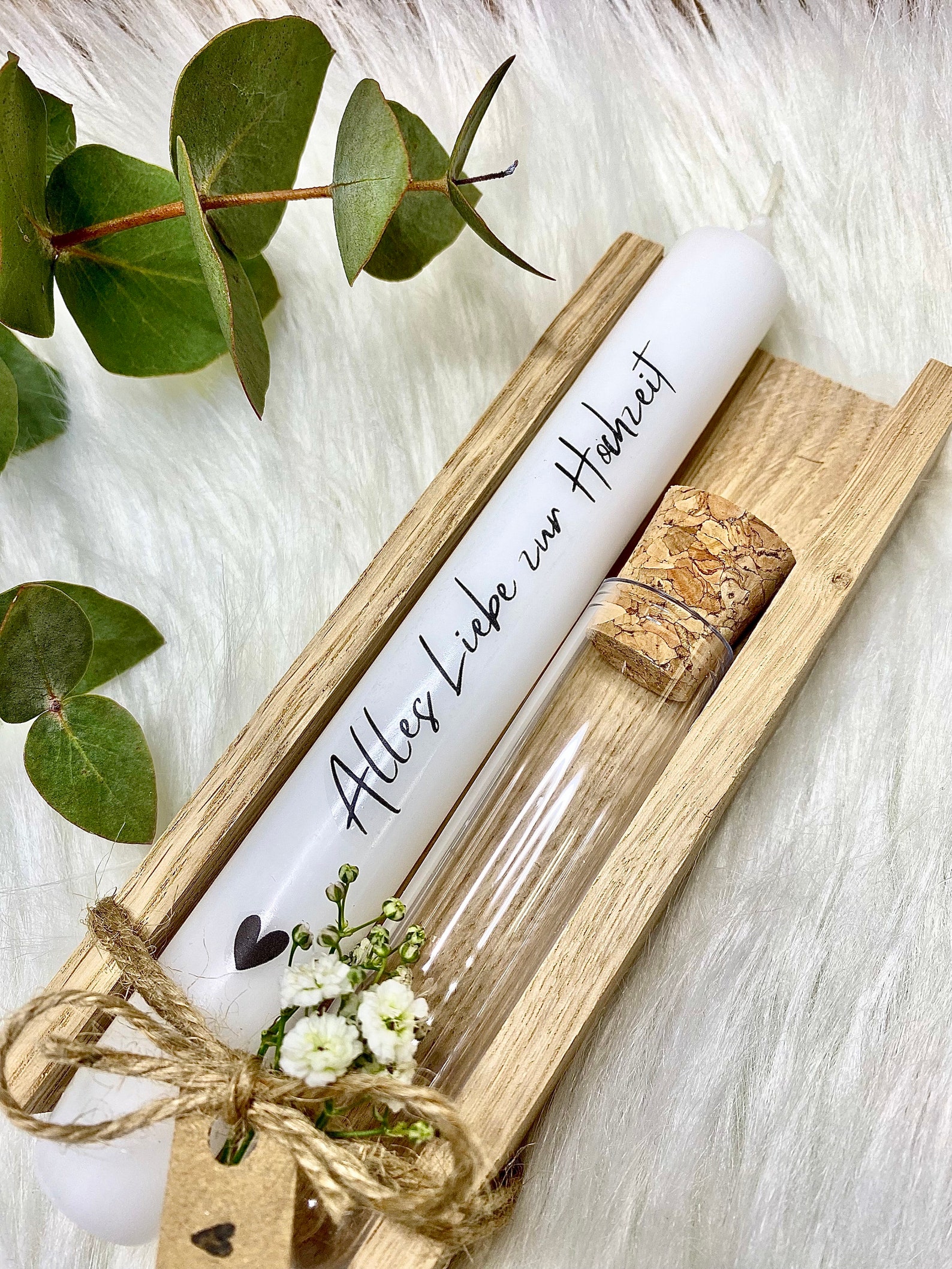 Hochzeitsgeschenk-Box Für Geldgeschenke – Inklusive Holzbox, Trockenblumen, Reagenzglas & Grußkarte Hochzeitsgeschenk-Box Für Geldgeschenke – Inklusive Holzbox, Trockenblumen, Reagenzglas & Grußkarte
