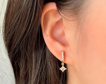 No Piercing Ear Clips, 14K Gold Plated Minimalist Pearl and Diamond Clip on Earrings, Elegant Wedding Ear Clips, Gift for Her.