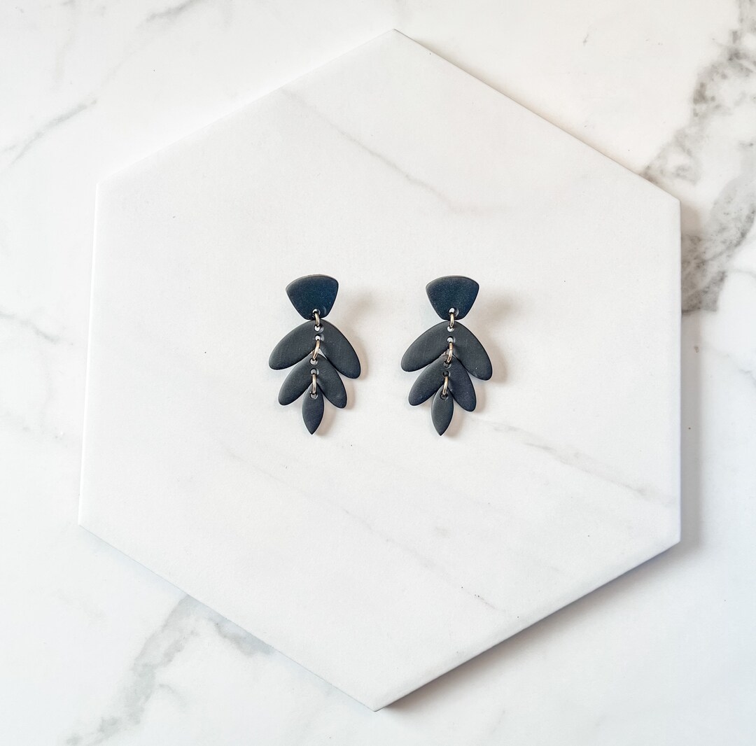 Lene Studs Black