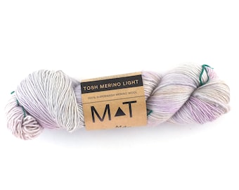 Tosh Merino Light, Dustweaver, beige, superwash fingering yarn