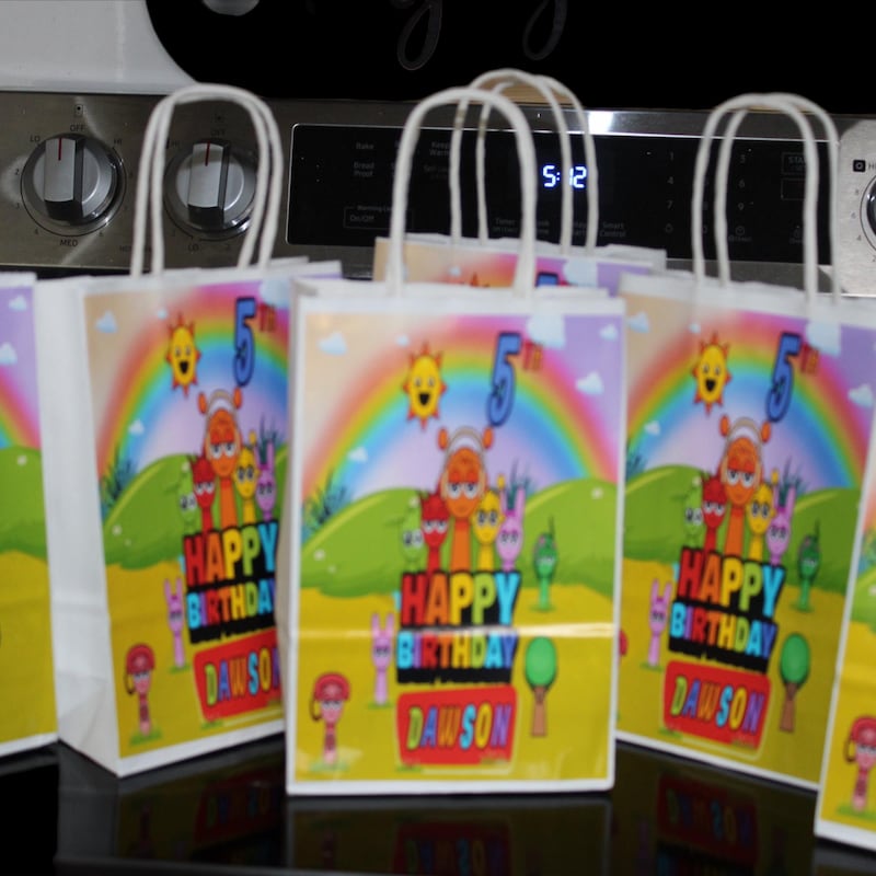Sprunki Gift Bag - 60+ Gift Ideas for 2026