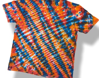 Diagonal Wig Wag XL Tie Dye T Shirt, Wig Wag Variation Tie Dye, Unique Gift, Adult T Shirt, Tie Dye Shirt