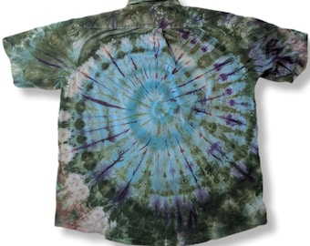 Large Button Up Tie Dye Shirt - Upcycled
