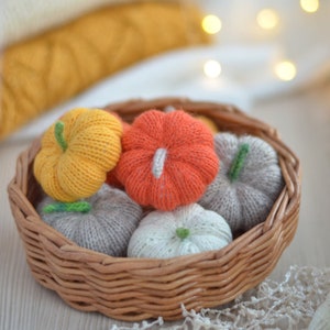 Pumpkin KNITTING PATTERN for Halloween