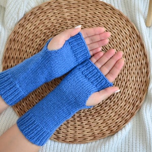 Fingerless Gloves Knitting Pattern PDF, Easy Knit Mitts Tutorial ...