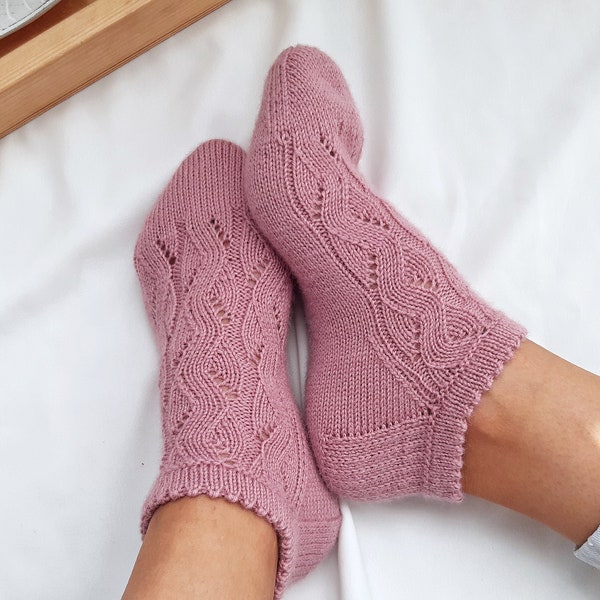 Socks knitting pattern PDF + photos + videos