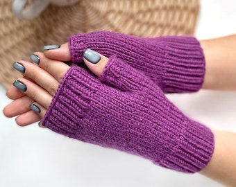 KNITTING  PATTERN Fingerless gloves for women: PDF instant download