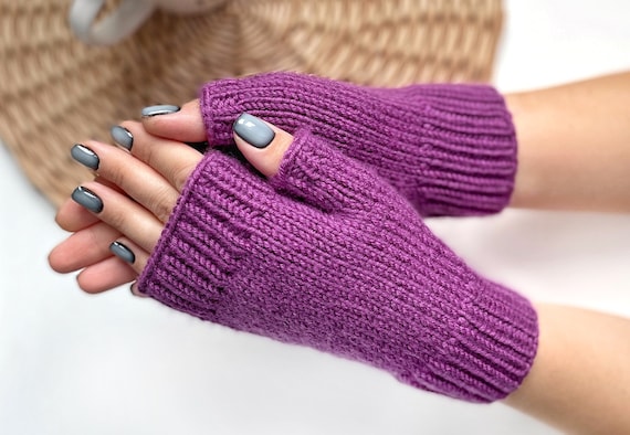 Knitting PATTERN Fingerless gloves for women: PDF instant download