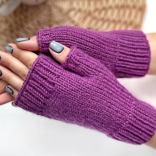 KNITTING  PATTERN Fingerless gloves for women: PDF instant download