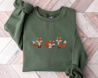 Embroidered Fox Sweatshirt, Fox Shirt, Fox Sweatshirt, Fox Lover Gift, Animal Lover Sweatshirt, Forest Sweatshirt, Cottage Core Sweatshirt