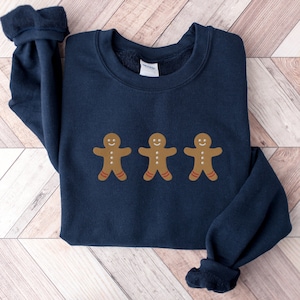 Embroidered Gingerbread Man Sweatshirt, Gingerbread Man Sweater, Gingerbread Sweatshirt, Christmas Sweatshirt, Mrs Claus Bakery, Retro Shirt