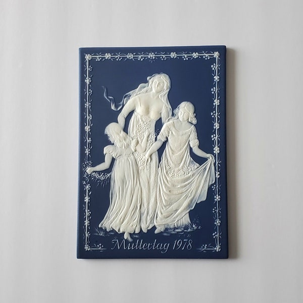 1978 Mother's Day Porcelain Plaque "Muttertag 1978", Villeroy & Boch, Germany