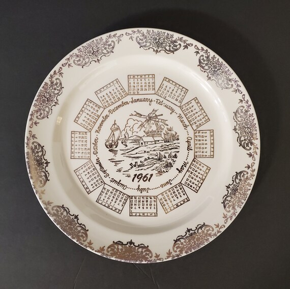 1961 Taylor Smith Taylor Calendar Plate - Etsy