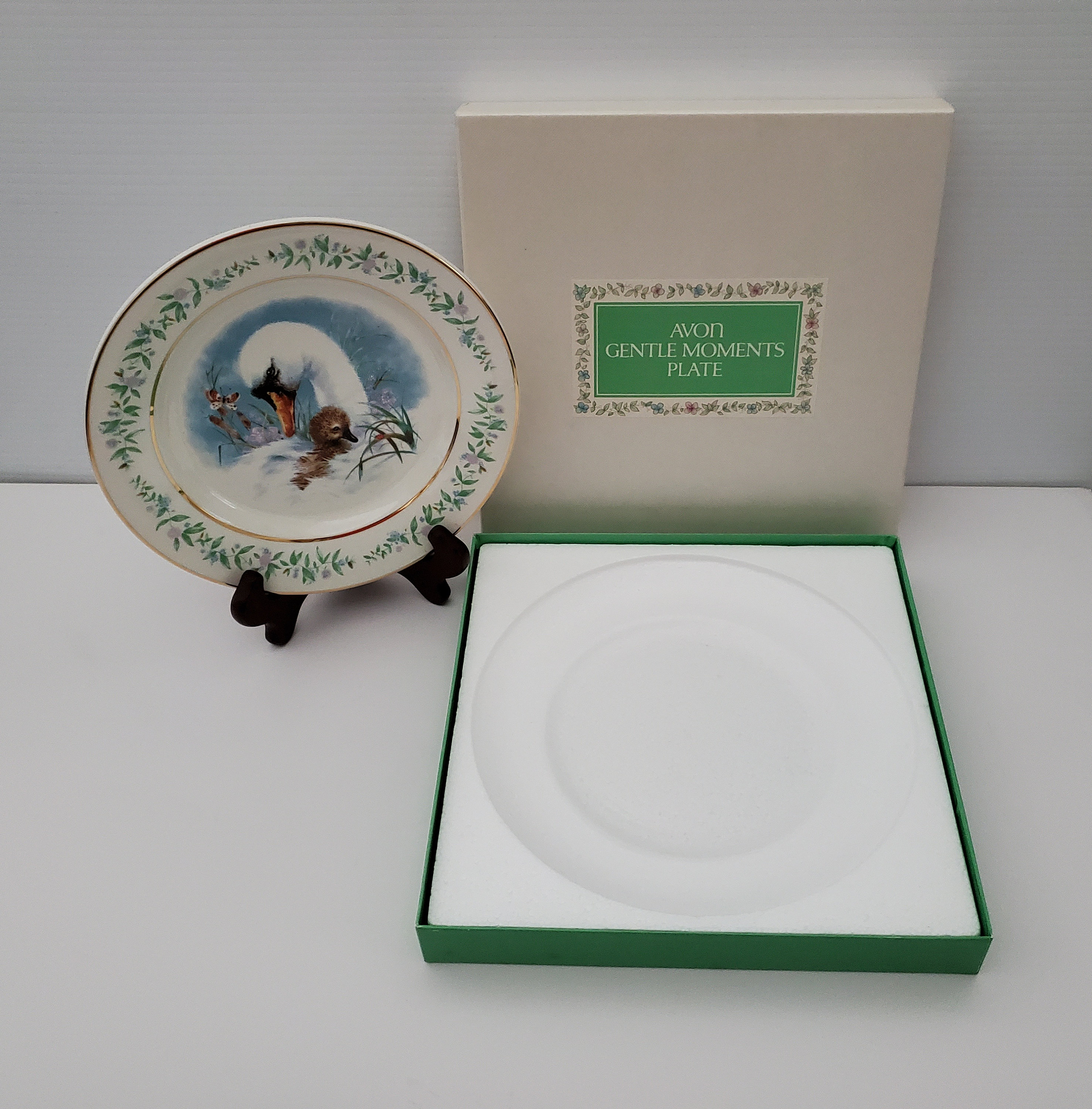 AVON Gentle Moments Plate 1975年製 AVON Gentle Moments Plate 1975年製