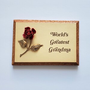 1979 &quot;World&#39;s Greatest Grandma&quot; Gift Plaque, C.M. Paula Co.